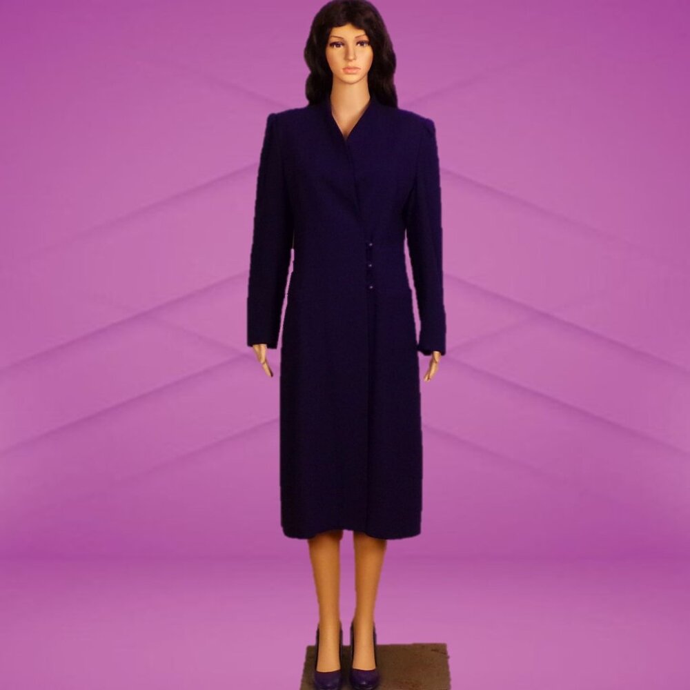 GREG ADAMS EXCLUSIVE COLLECTION size 12 purple long coat 100% wool dry clean